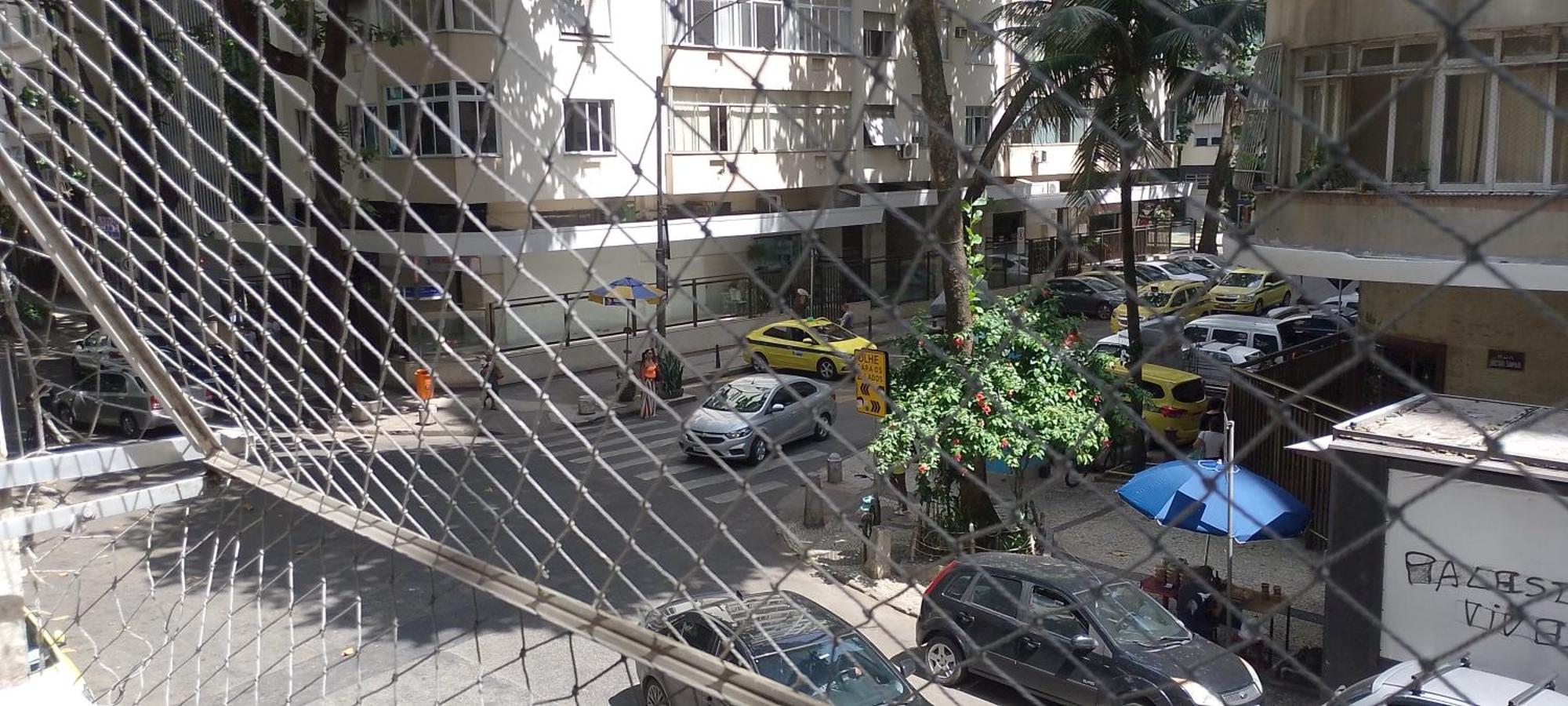 211 Apartemen